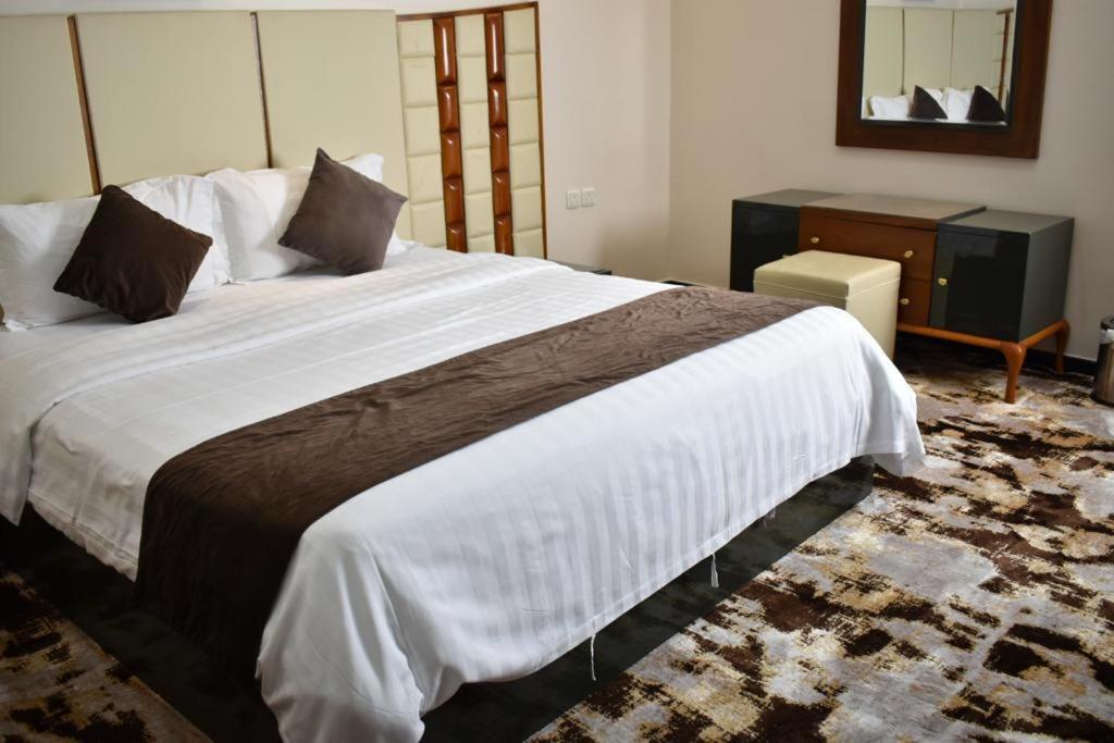 Diva Hotel Suites Jeddah Exterior foto